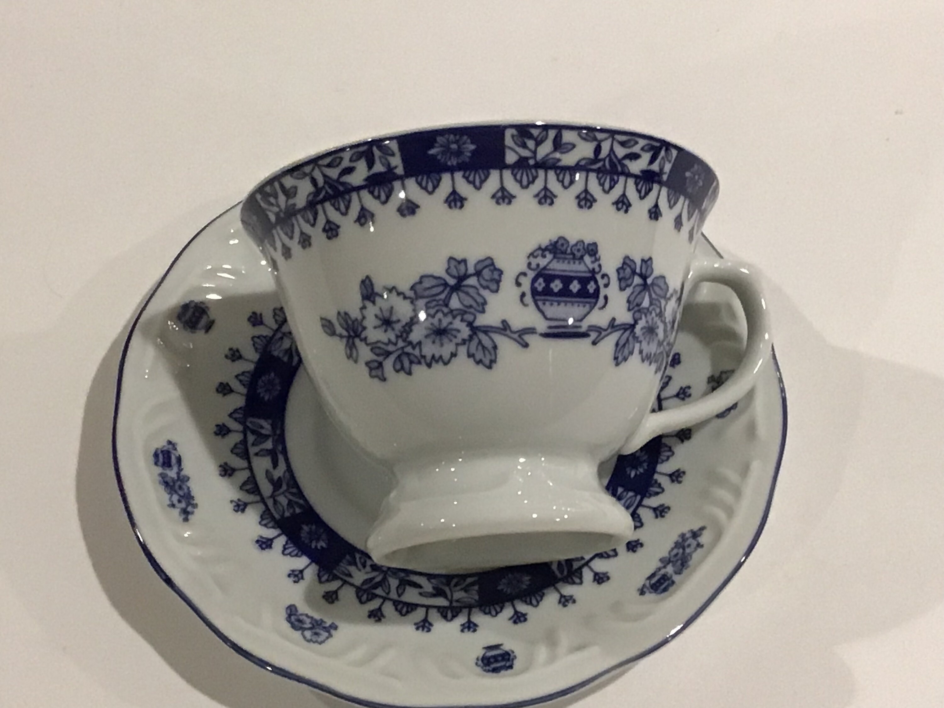 Porcelana Brasil: teacup tuesday - Porcelana Real