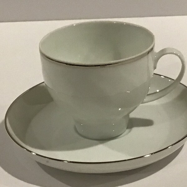 Rosenthal Studio Linie, Germany, Porcelain, White with Raised Design and Platinum Band at Rim