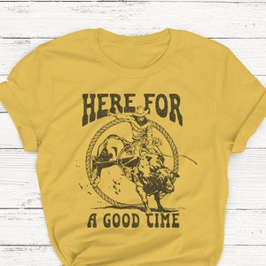 Western Shirt, Cowboy Shirt, Unisex Crewneck Shirt, Country Music, Country Girl, Rodeo Shirt, Cute Tshirt, Vintage, Retro, Funny T-shirt