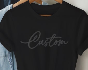 Camiseta personalizada con estampado en relieve, camiseta con texto personalizado, camiseta con nombre estampado en relieve, estampado en relieve con texto personalizado, tu texto, camiseta personalizada con estampado en relieve