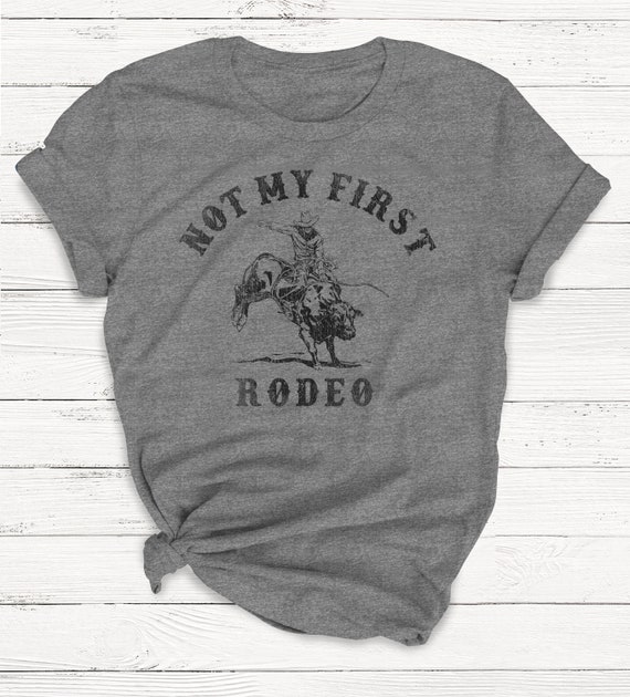 Rodeos & Whiskey Drinking Country Western Vintage T-Shirt Rodeos & Whiskey Drinking Country Western Vintage T-Shirt