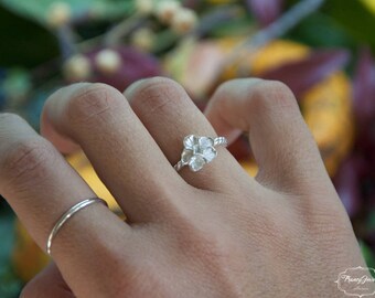 Flower ring, sterling silver ring, precious stackable ring, Argentium ring, made in Italy, ethical jewelry, stacking ring, stackable rings