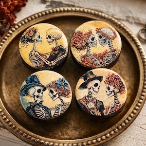 Handcrafted Skeleton Couple Cabinet Knobs – Gothic Romantic Skull Drawer Pulls – Vintage Style Furniture Hardware –