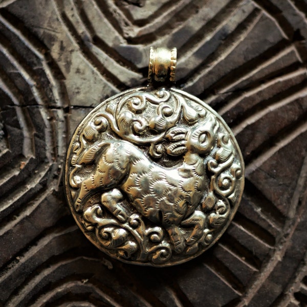 Ethnic Tibetan traditional pendant - Deer and snake designs - embossed and chiseled metal - Tibetan jewelry - Bohemian style jewelry
