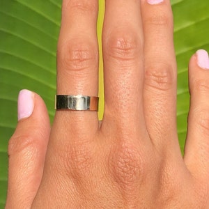 Wide band gold ring, 14K Gold statement ring for women, Thick adjustable gold filled ring, Handmade hammered ring, Trendy gold ring