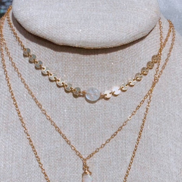 Rainbow Moonstone choker, Gold disc chain and natural Moonstone necklace, Dainty sequin chain 14k gold filled choker with clear moonstone