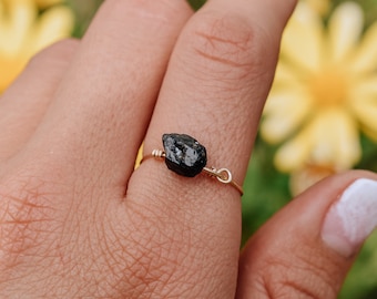 Black Tourmaline ring, 14k gold filled wire ring with natural stone black tourmaline, Raw black tourmaline ring stack, Black crystal ring