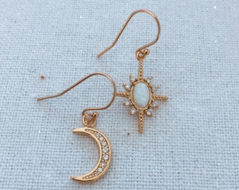 Moon and Star Dangling Earrings, Moon and star gold earrings, Celestial Drop Earrings, hypoallergenic statement earrings