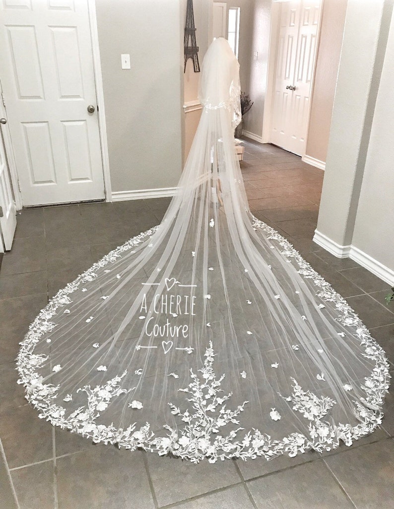 lace cathedral veil with blusher