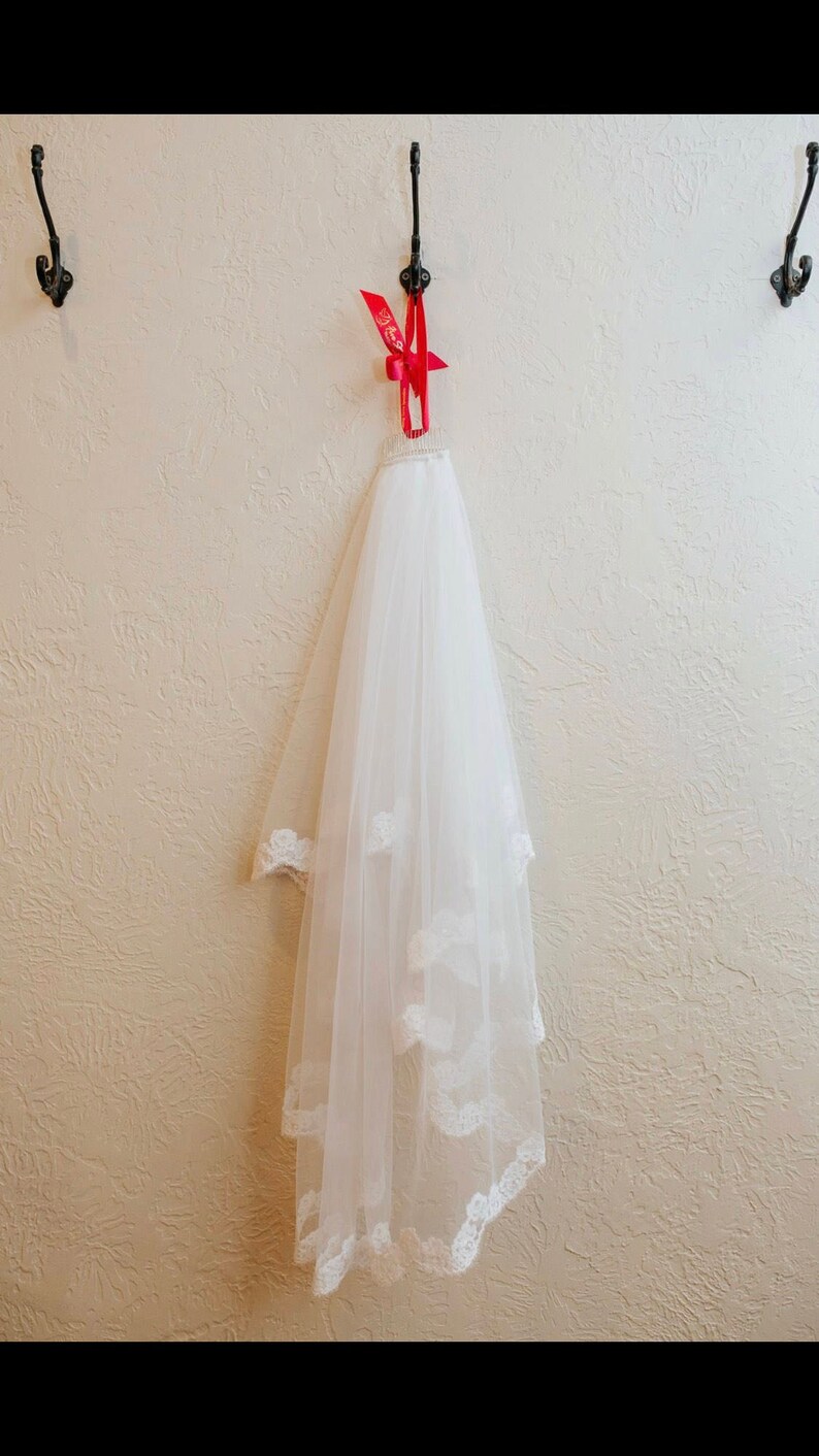 Satin Edge Veil Double Layer Fingertip main image 1