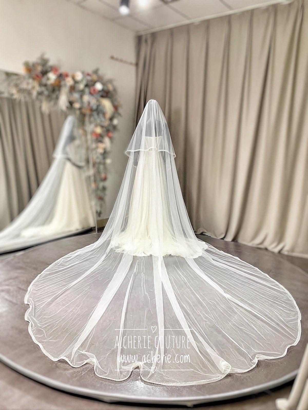 xl wedding veil - horsehair with beading 4″ Horsehair Edge Veil - Nieve Couture main image 3