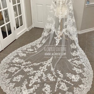 Mantilla Cathedral Lace and Scalloped lace bridal veil, long veil, lace veil, bridal veil, custom veils