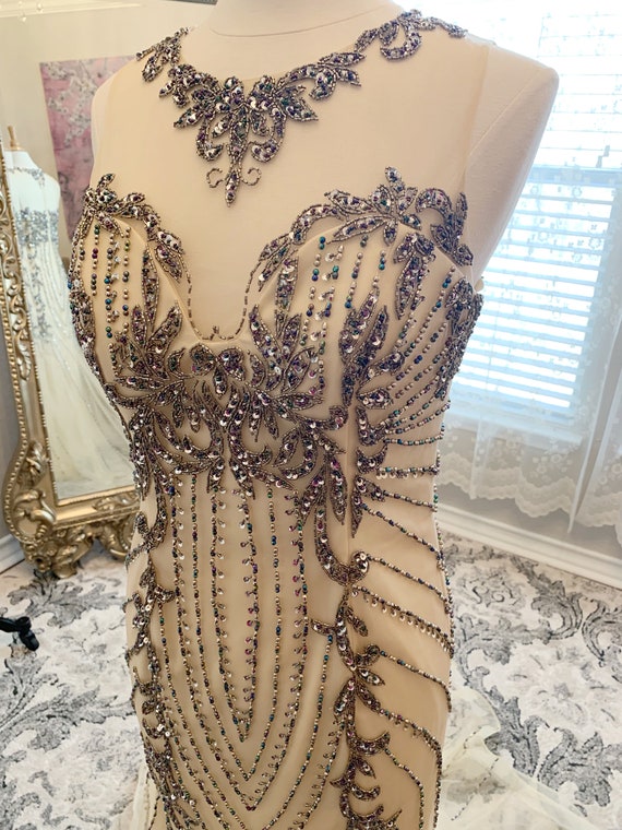 Annabelle champagne Dark Beading Fitted 