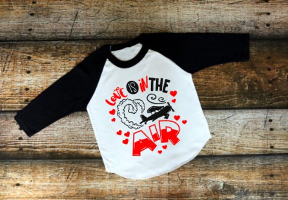 Kids on sale valentine shirts