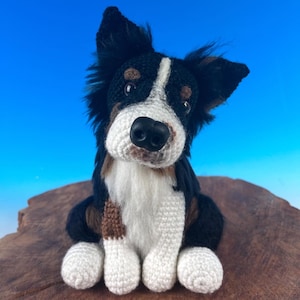 Australian Shepherd Amigurumi Häkelanleitung | sitzender Hund häkeln | PDF auf Deutsch, Englisch, Französisch, Italienisch, Spanisch