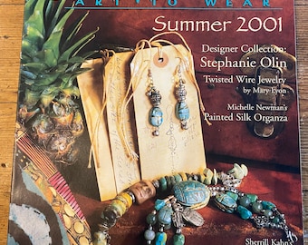 Belle armoire : édition été 2001 du magazine Art to Wear