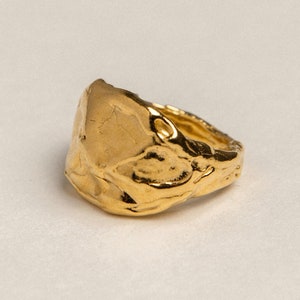 Bague dôme en fusion, or vermeil 24 carats, bague souvenir de nous, bague bulle, bijoux anciens, carte Pamela, bijoux grecs, cadeau d'anniversaire, chevalière