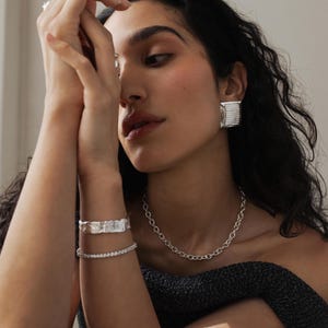 Boucles d'oreilles tendance, Lieu de naissance de l'art, Argent sterling, Carte Pamela, Boucles d'oreilles surdimensionnées, Bijoux de mariage, Bijoux grecs, Cadeaux pour elle, Années 80