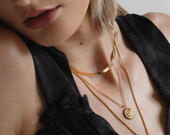 Baia delle Favole Necklace, 24K Gold Plated, Coin Necklace, Medallion, Pamela Card, Swirl Pendant, Feminine Jewelry, Greek Coin, Roman Coin