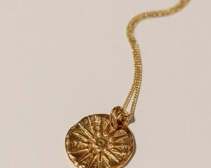 Ketting met zonnemunt van 24 karaats verguld zilver – Griekse Vergina zonnehanger – Symbolisch antiek sieraad