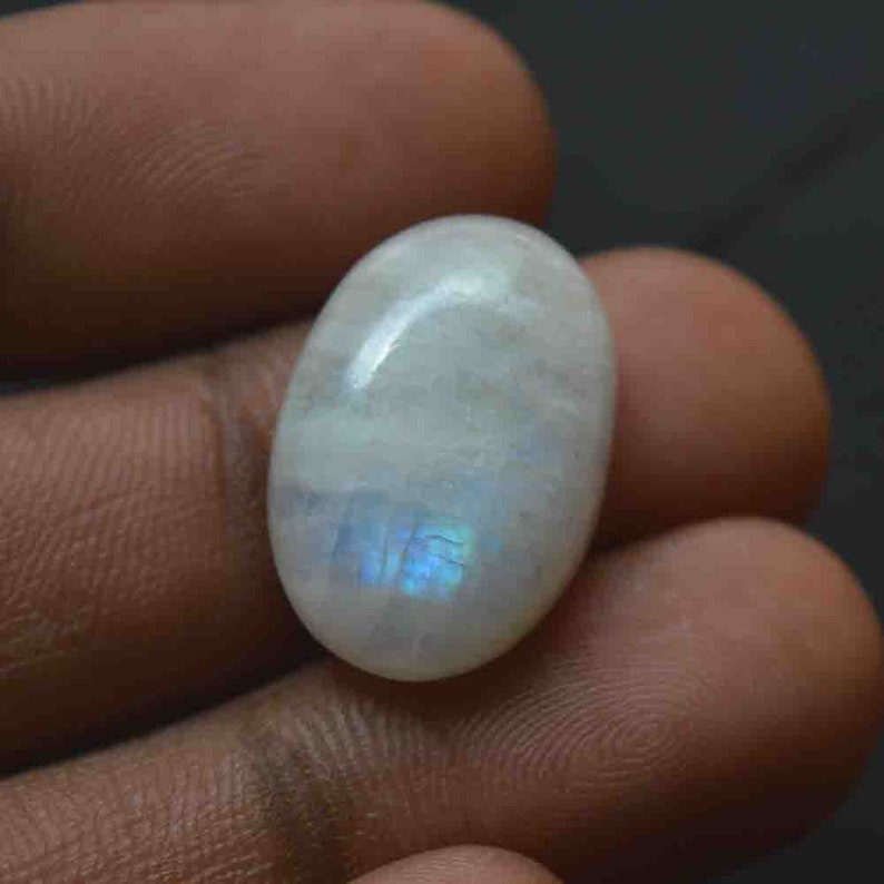 Craft Supplies Blue Fire Gemstone 16.5 Carat Natural White Rainbow Moonstone Cabochon G22168 Oval Shape