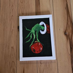 Grinch hand