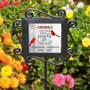 Personalized Cardinal Memorial Garden Stake: Remembrance Plaque