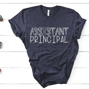 Profesor de la escuela camisa asistente director equipo tee camiseta unisex primaria de regreso a la escuela primer día de agradecimiento grupo regalo nombre de la escuela