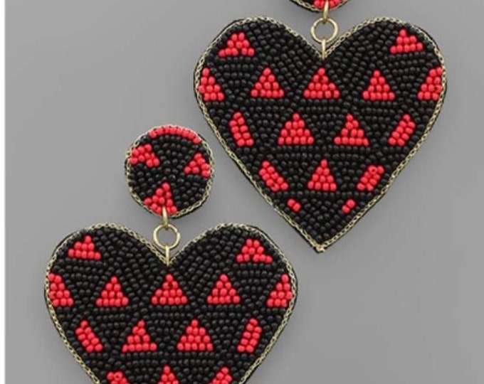 Triangle Pattern Heart Bead Earrings in Black and Red