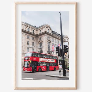 Lámina de autobús de dos pisos, descarga digital, arte mural de autobús rojo, decoración mural de Londres, arte mural de Inglaterra, fotografía de Londres, arte mural imprimible