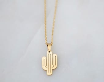 Halsband i guld med saguarokaktus | Ökensmycken i rostfritt stål