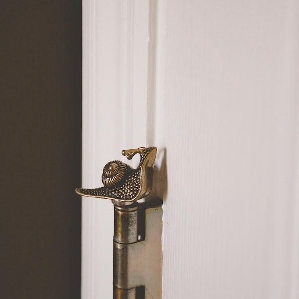 Miniature Solid Brass Snail Magnetic Hinge Topper