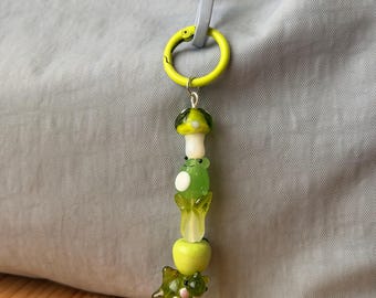 Small Green Theme Frog Turtle Mushroom Apple Lettuce Beaded Bag Charm Keychain