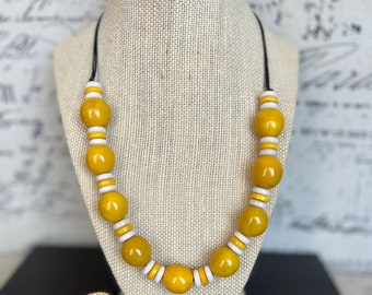 Yellow and white statement necklace with bubblegum beads Tagua and bombona necklace Big bold chunky necklace Spring fashion Mothers day gift