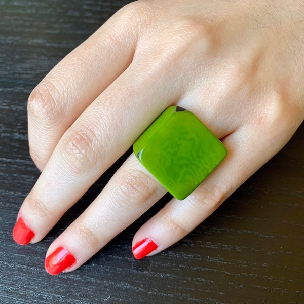 Cocktail ring made of Tagua Green Statement jewelry Fashion ring Spring style Mom gifts Unusual jewelry Easter basket trends Mothers day