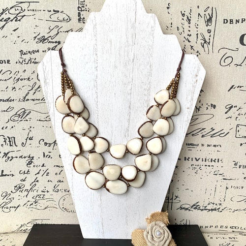 Collier ivoire avec noix de tagua, collier plastron triple épaisseur, réglable