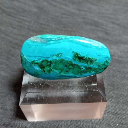 Retailer Gem Silica Chrysocolla and Malachite in Quartz Cabochon