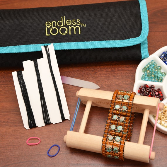 Deb Moffett-Hall’s Endless Loom – Webrahmen Ohne Kettfäden Für Armbänder, Inkl. Zubehör & Aufbewahrungstasche
