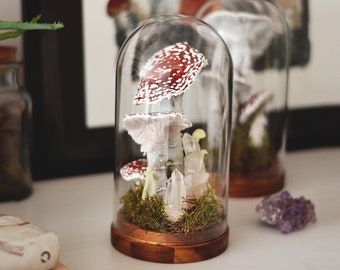 Terrarium z muchomorami - dekoracja Las W Domu pod szklanym kloszem z kryształem górskim świecące