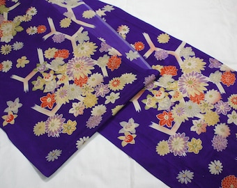 set of 2 Japanese vintage kimono fabric, silk fabric for juban, antique textile, silk, chrysanthemum