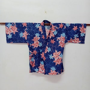 Vintage Kimono Haori Floral Flowers Art Design/ Cotton Fabric/ Short Kimono/ Fits M