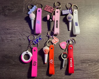 KPop Girl Groups Lightstick Keychain Strap Silicone Aespa (G)I-DLE Itzy Red Velvet Twice NewJeans IVE