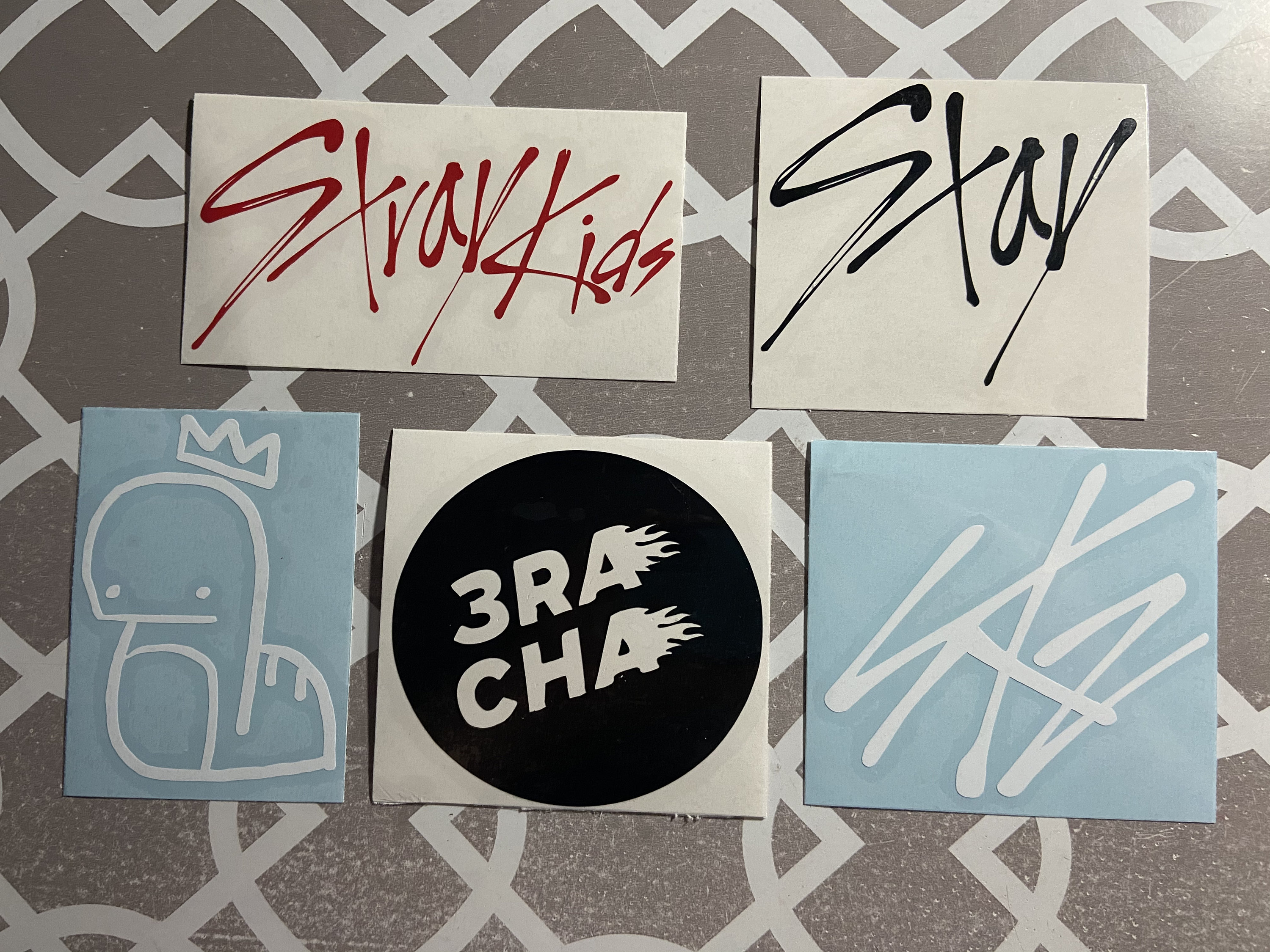 Stray Kids Sticker Pack,190PCS Stray Kids Stickers for Laptop Water Bottle  Luggage Skateboard Cellphone Decoration(Blue)