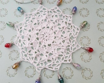 Cotton and crystal glass doilies