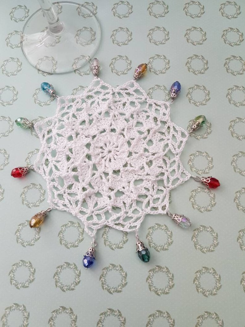 Cotton and crystal glass doilies Bild 1