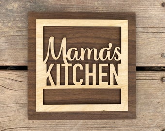 Mamá's Kitchen Sign for Your Mama - Mothers Day Gift - Mother Grandmother Gift - Kitchen Sign - Una señal que a tu mamá le encantará