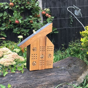 Reclaimed Oak Bee Hotel image 3