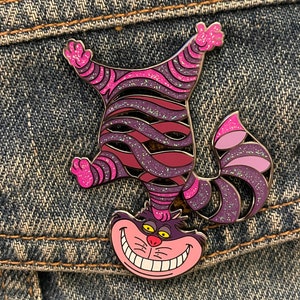 Alice in Wonderland's Cheshire Cat Head Stand Pin Hard Enamel/Glitter Variant image 5