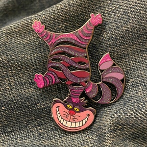 Alice in Wonderland's Cheshire Cat Head Stand Pin Hard Enamel/Glitter Variant image 8