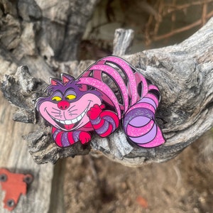 Alice in Wonderland's Cheshire Cat I'm not all there myself Pin Hard Enamel/ Glitter Variant image 4